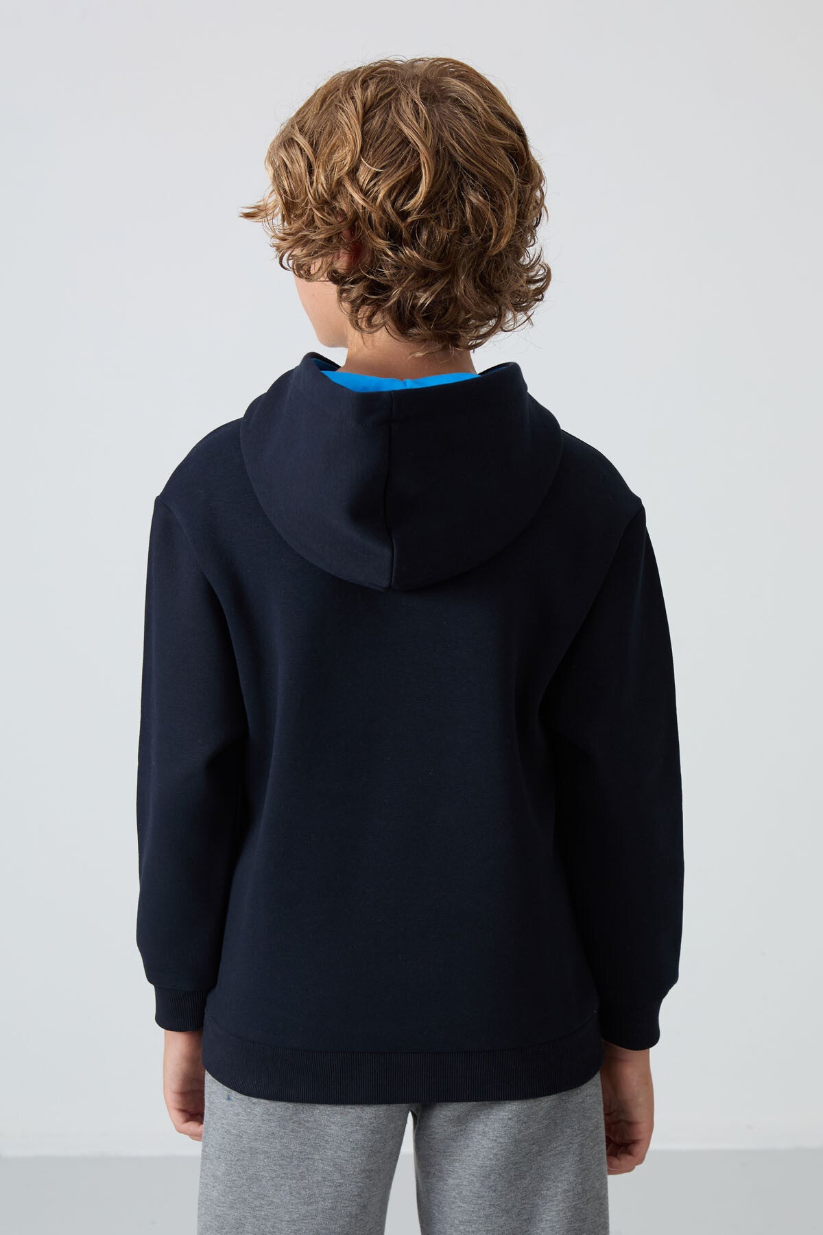Lacivert Pamuklu Kalın İçi Tüylü Yumuşak Dokulu Standart Fit Baskılı Erkek Çocuk Sweatshirt - 11239
