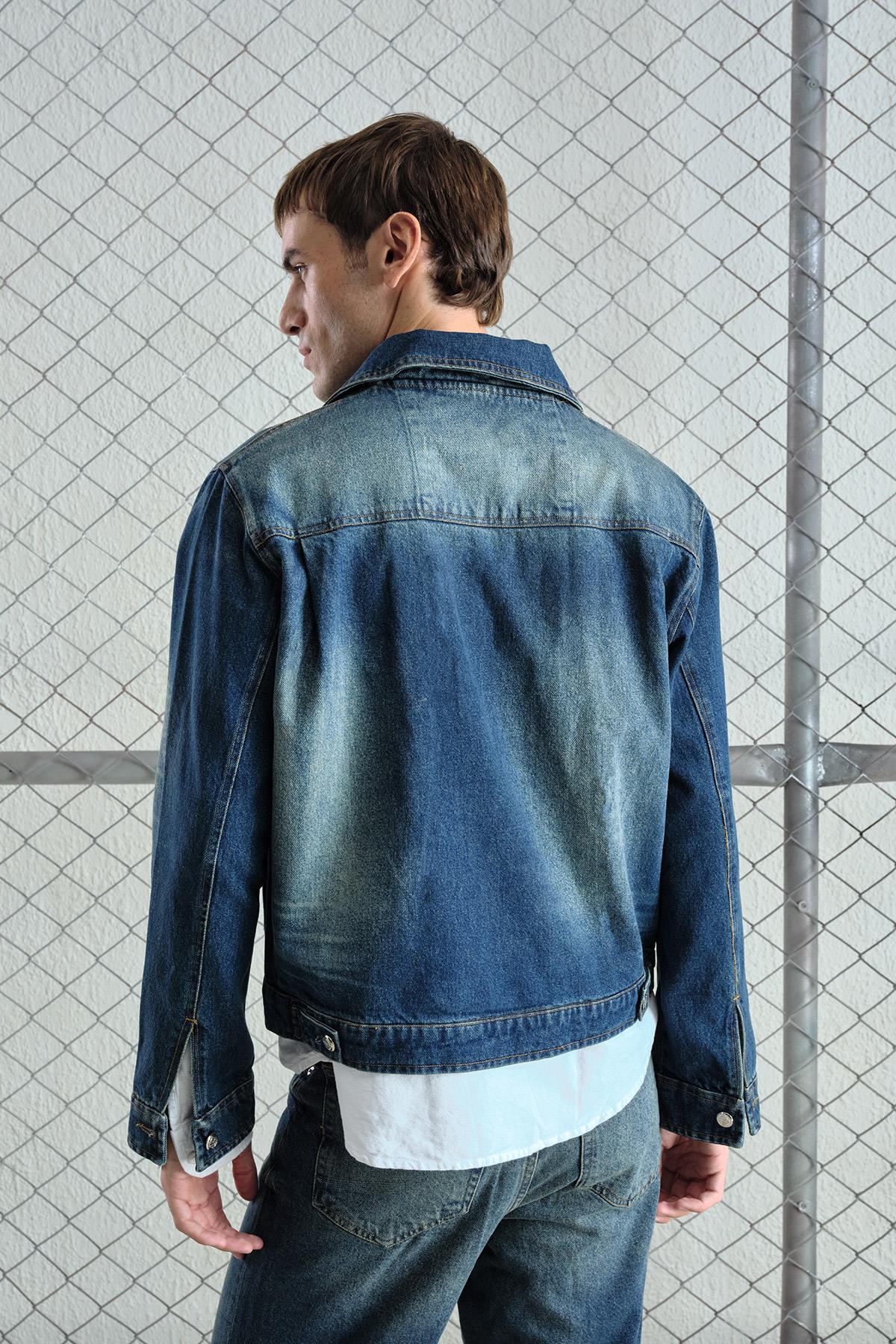 Lazer Efektli Yıkamalı Denim Ceket