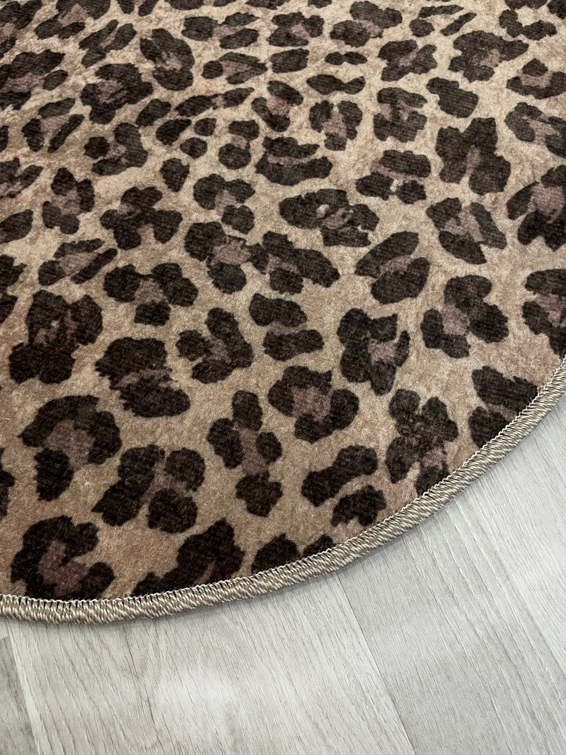 Leopar Desenli Lateks Taban 2'li Banyo Paspası (70x110-70x50)