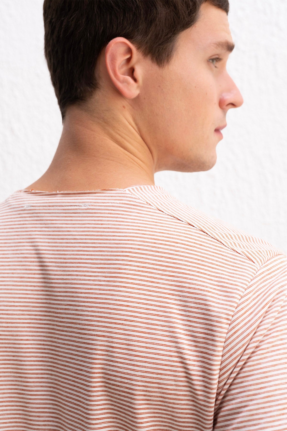 NAKIŞ DETAYLI ÇİZGİLİ KİREMİT T-SHIRT - KİREMİT M