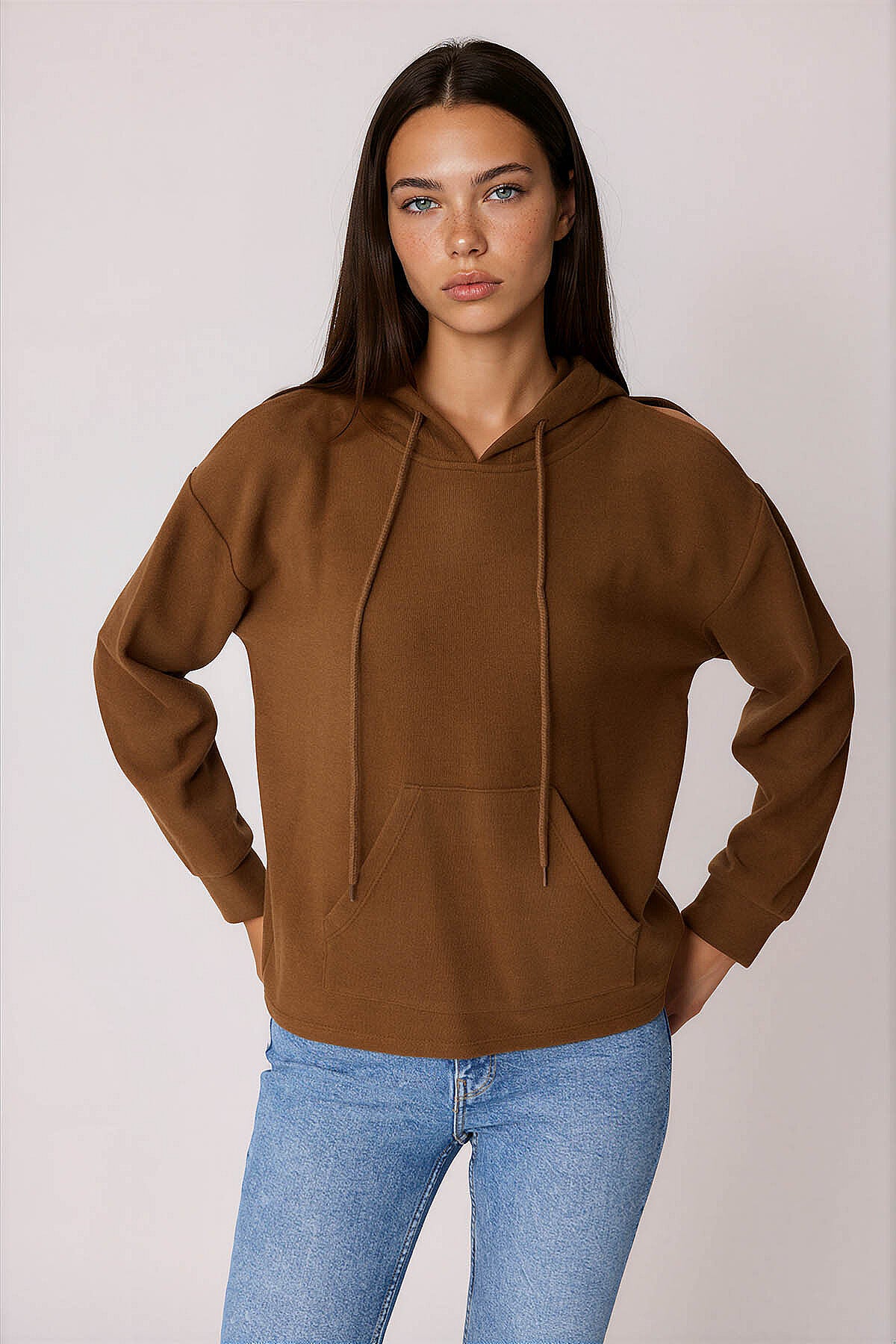 Omuz Dekolteli Kanguru Cep Kapüşonlu Sweatshirt