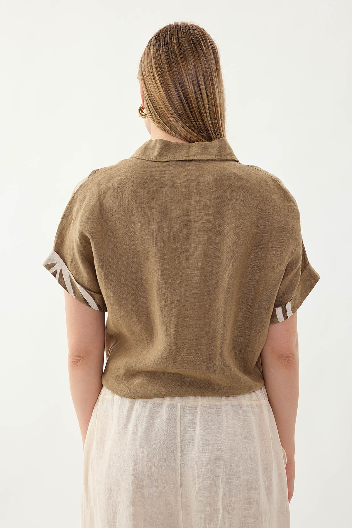 %100 Keten Önü Bağlamalı Tek Tarafı Çiçek Desen Kısa Kol Gömlek