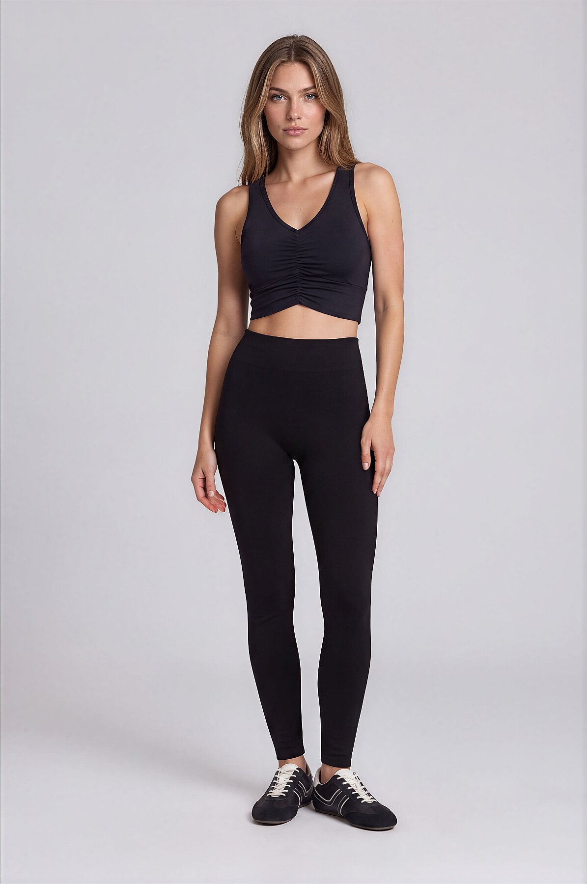 Önü Büzgülü Crop Sporcu Atlet