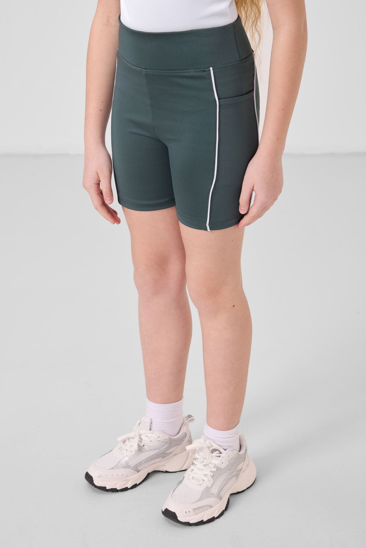 Orman Yeşili Esnek Standart Fit Basic Performans Kız Çocuk Tayt - 75189