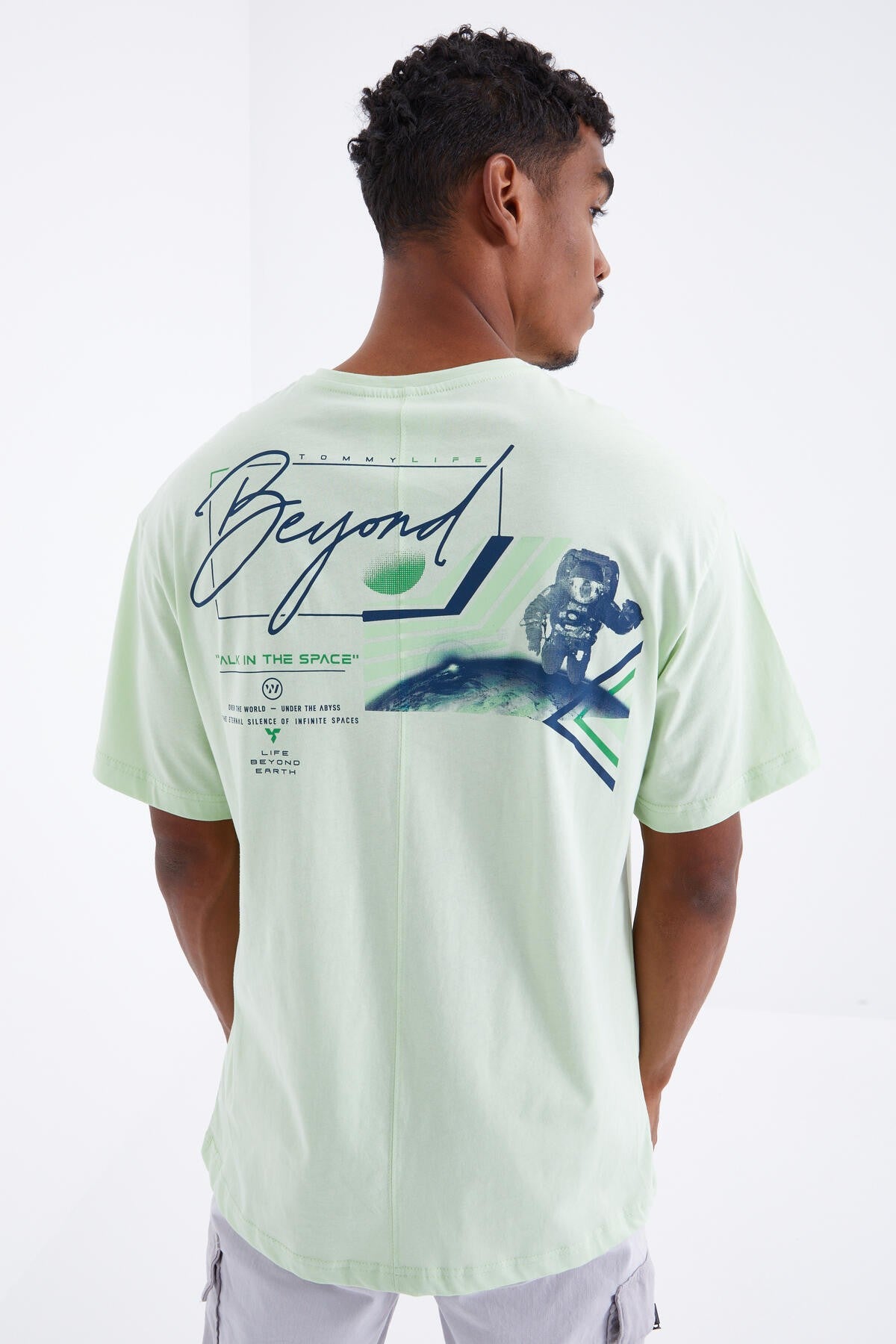 Açık Yeşil Baskı Detaylı O Yaka Erkek Oversize T-Shirt  - 88099