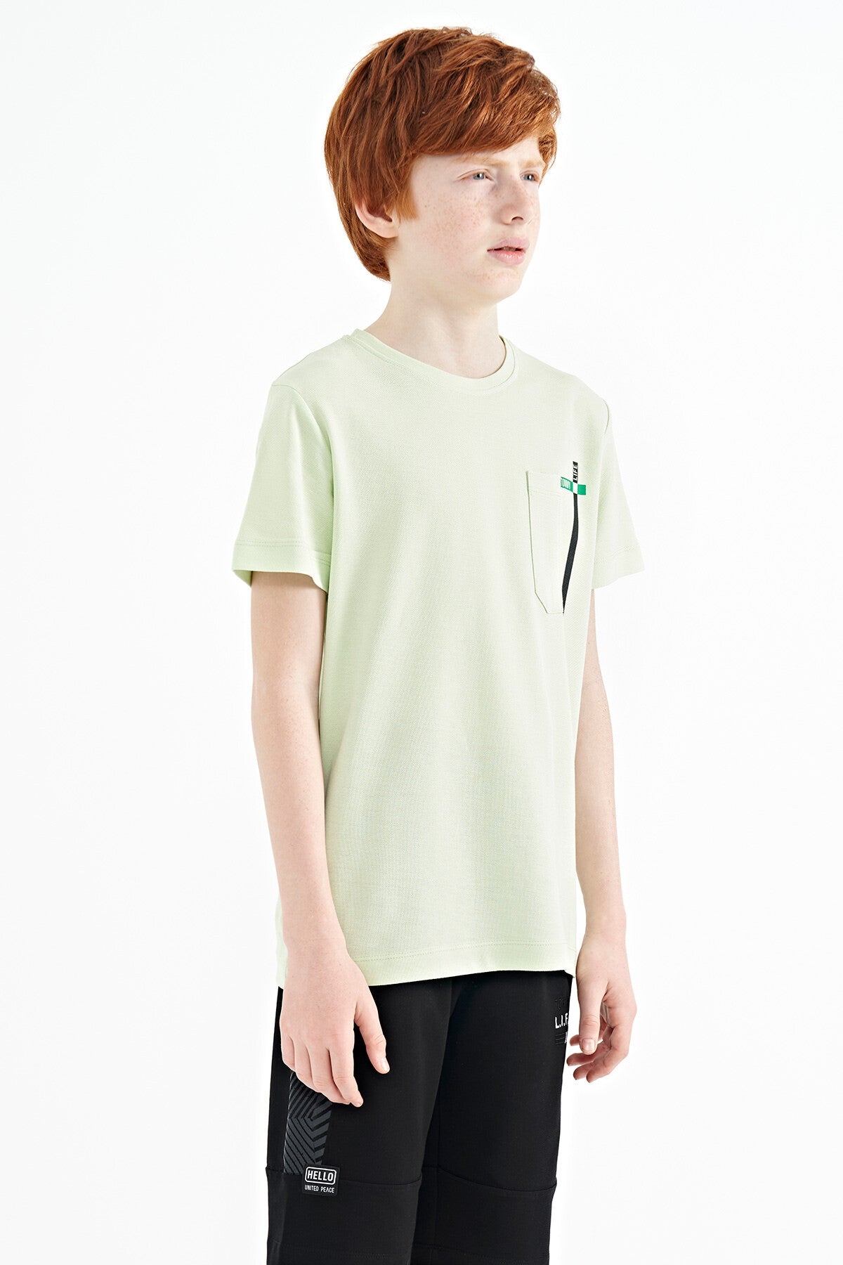 Açık Yeşil Cep Detaylı O Yaka Standart Kalıp Erkek Çocuk T-Shirt - 11120