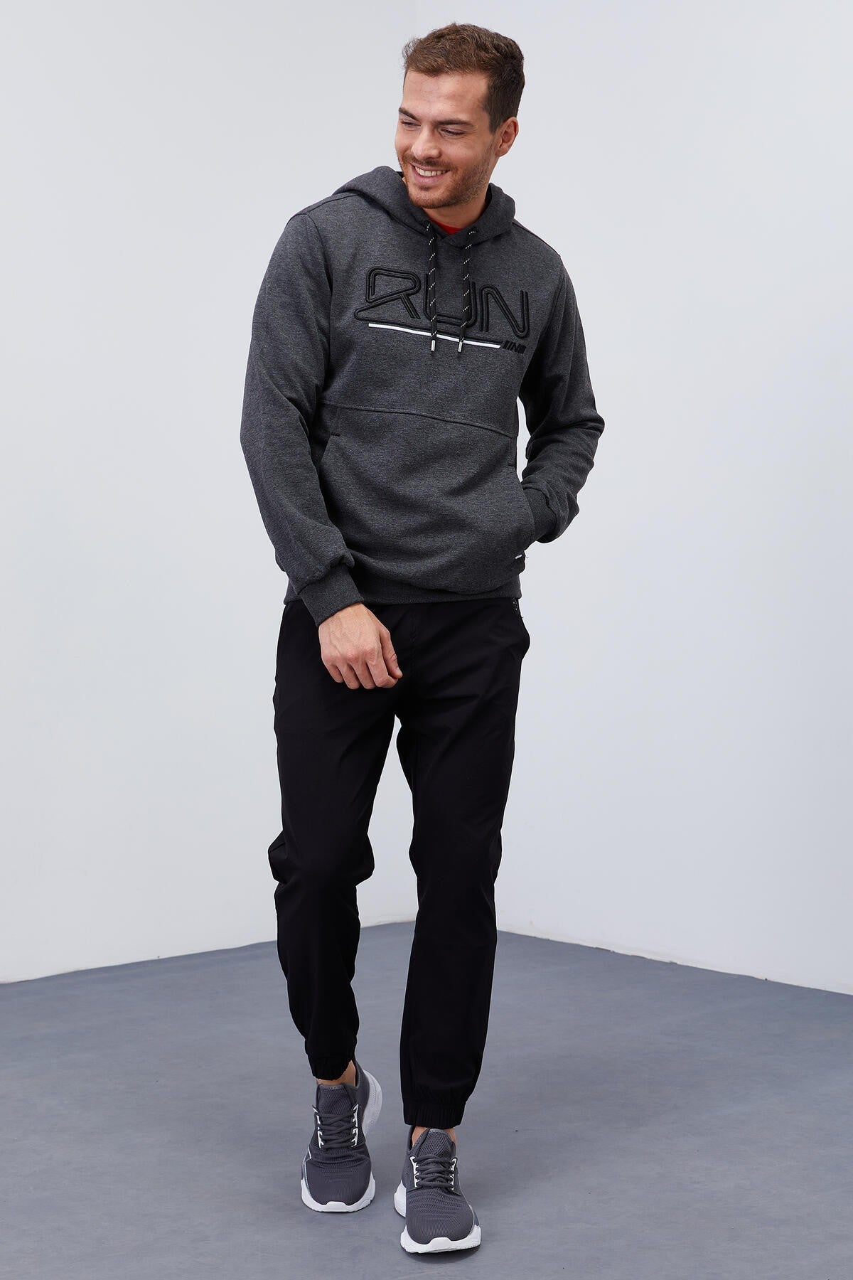 Antrasit Melanj Yazı Nakışlı Standart Kalıp Kapüşonlu Erkek Sweatshirt - 87887