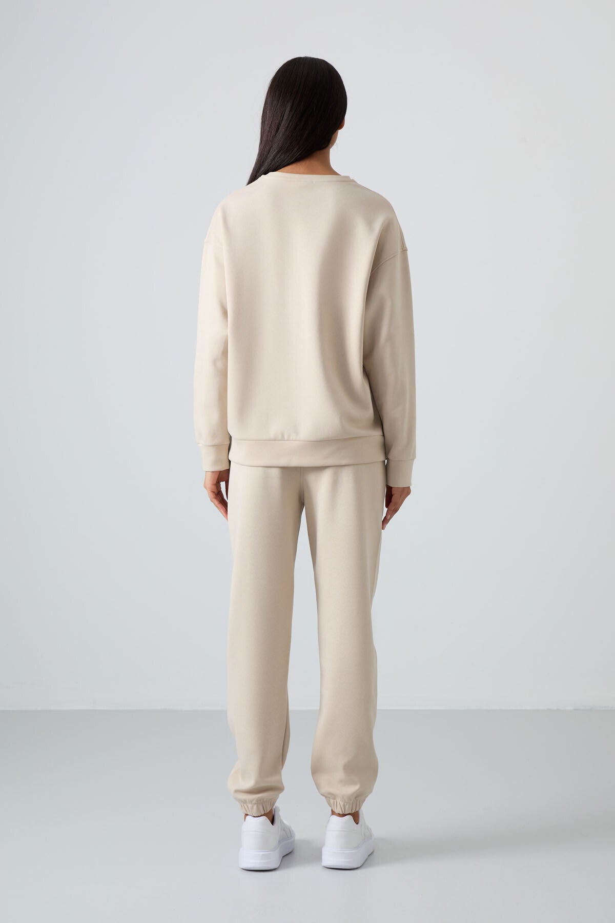 Bej Basic Pamuklu O Yaka Oversize Lastik Paça Kadın Eşofman Takım - 95287