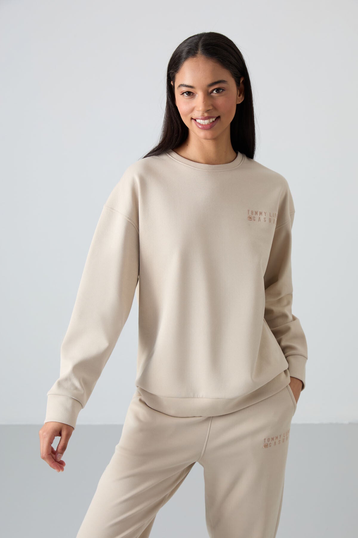 Bej Basic Pamuklu O Yaka Oversize Lastik Paça Kadın Eşofman Takım - 95287