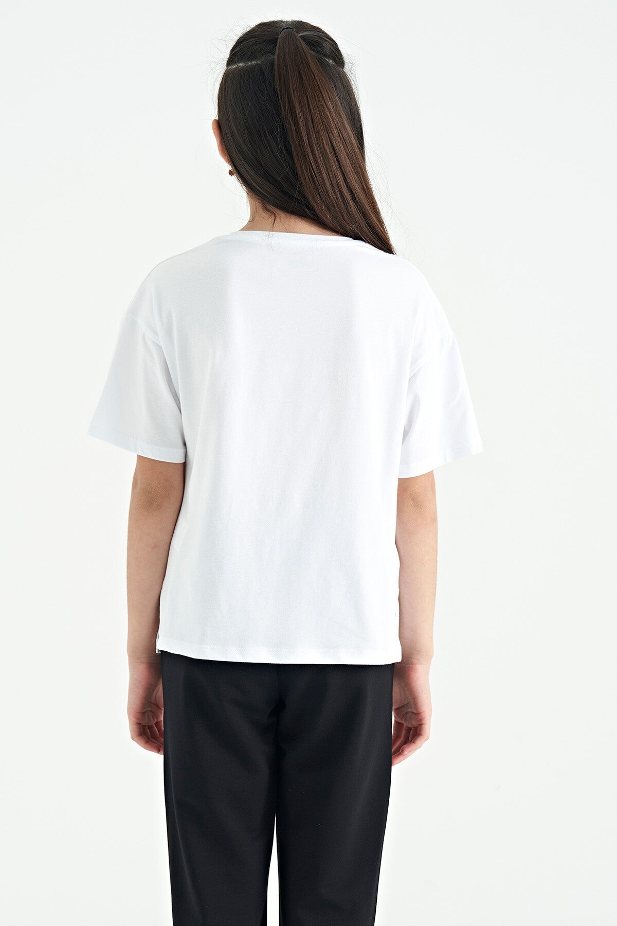 Beyaz Ayıcık Baskılı O Yaka Oversize Kısa Kol Kız Çocuk T-Shirt - 75116