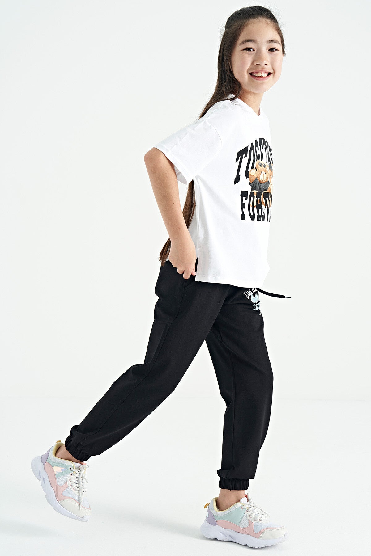 Beyaz Ayıcık Baskılı O Yaka Oversize Kısa Kol Kız Çocuk T-Shirt - 75116