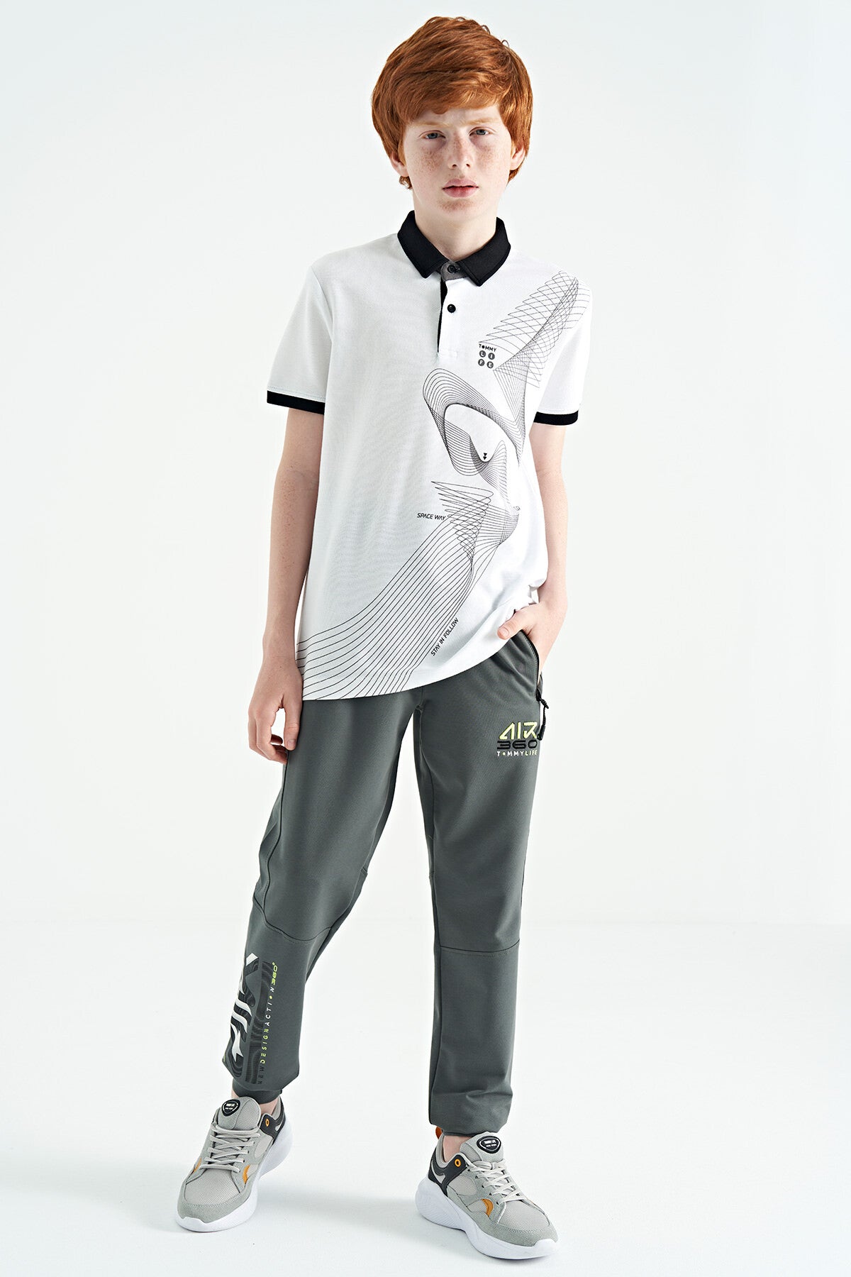 Beyaz Baskı Detaylı Standart Kalıp Polo Yaka Erkek Çocuk T-Shirt - 11164