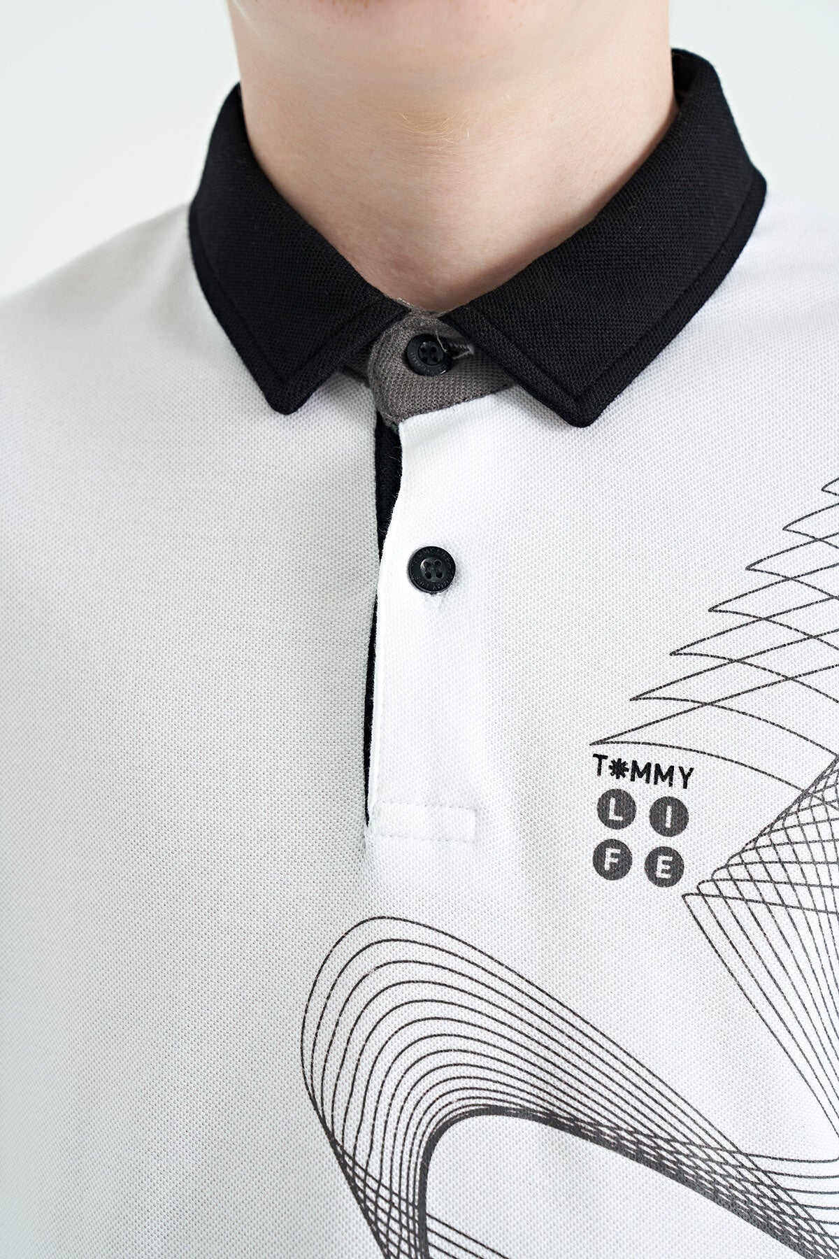Beyaz Baskı Detaylı Standart Kalıp Polo Yaka Erkek Çocuk T-Shirt - 11164