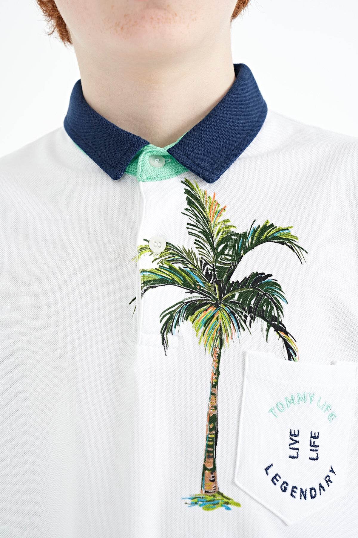 Beyaz Baskılı Cep Detaylı Standart Kalıp Polo Yaka Erkek Çocuk T-Shirt - 11144