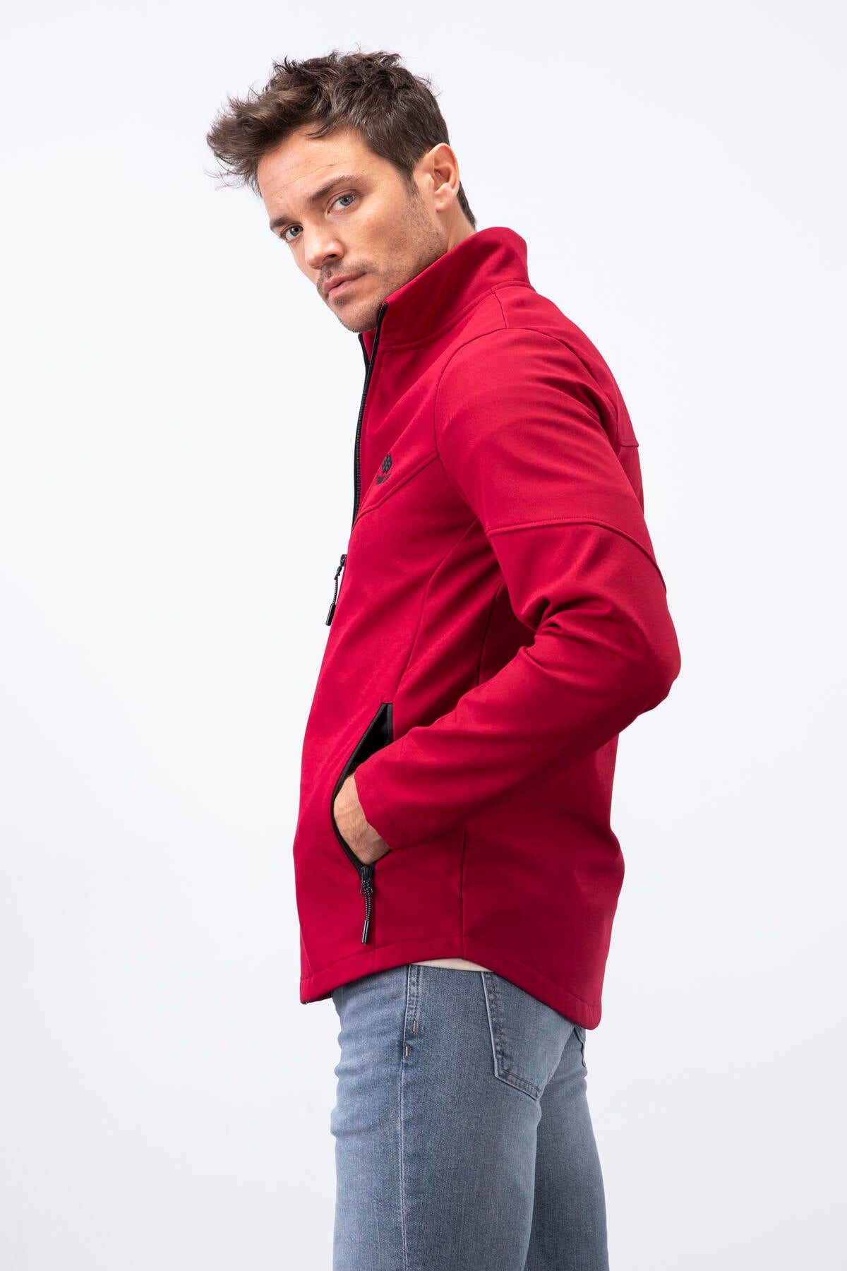 Bordo Fermuarlı Dik Yaka Su ve Rüzgar Geçirmez Softshell Erkek Mont - 88050
