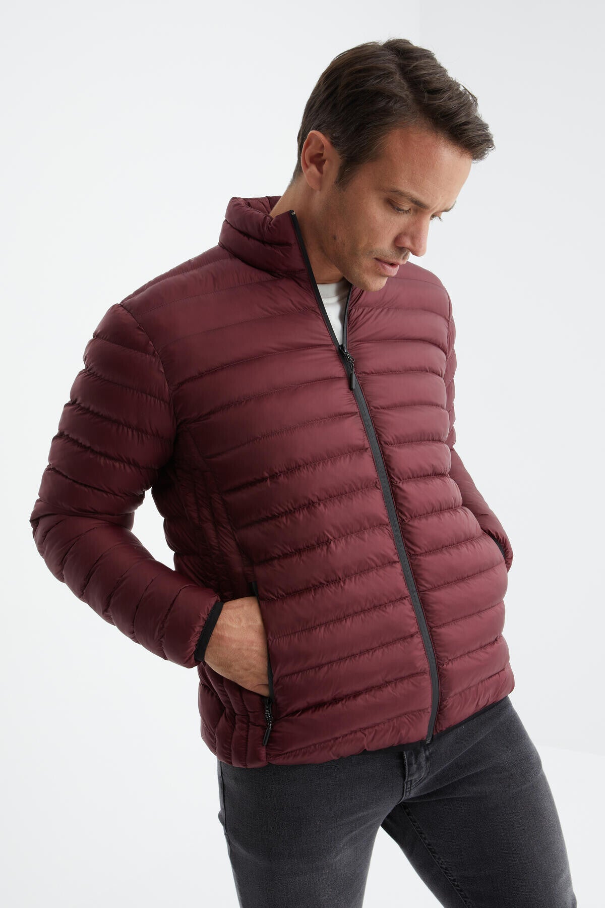 Bordo Fermuarlı Standart Kalıp Soğuğa Dayanıklı Erkek Şişme Mont - 88166