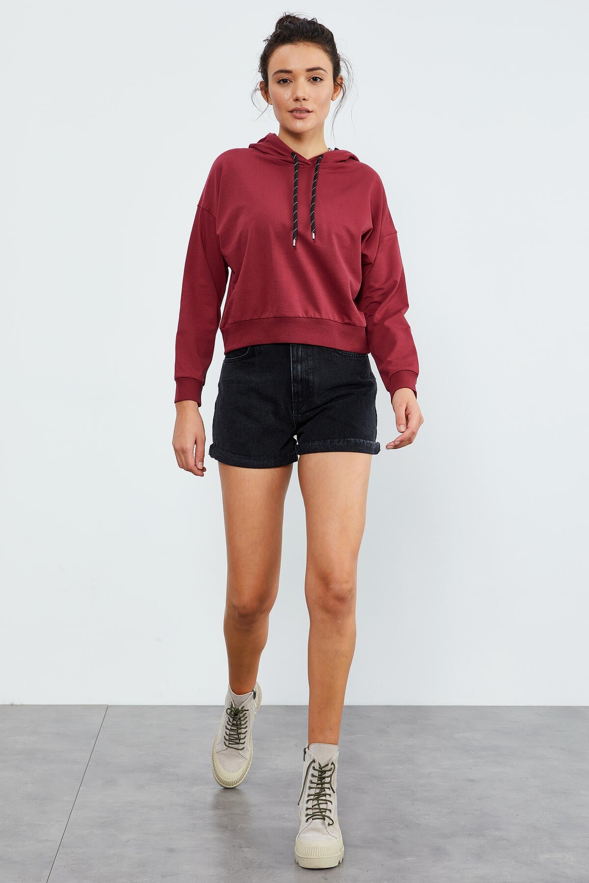 Bordo Uzun Kol Rahat Form Kapüşonlu Kadın Sweatshirt - 97115