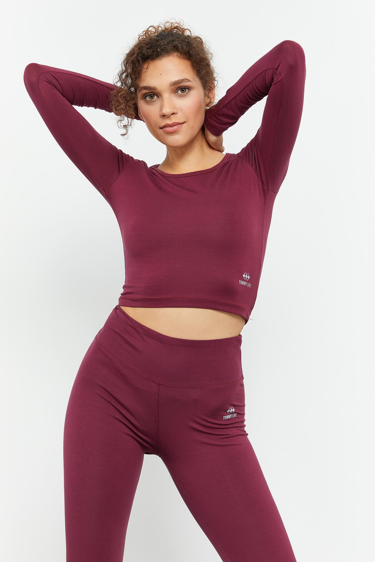 Bordo Uzun Kollu Dar Kalıp  O Yaka Kadın Crop Top T-Shirt - 97150