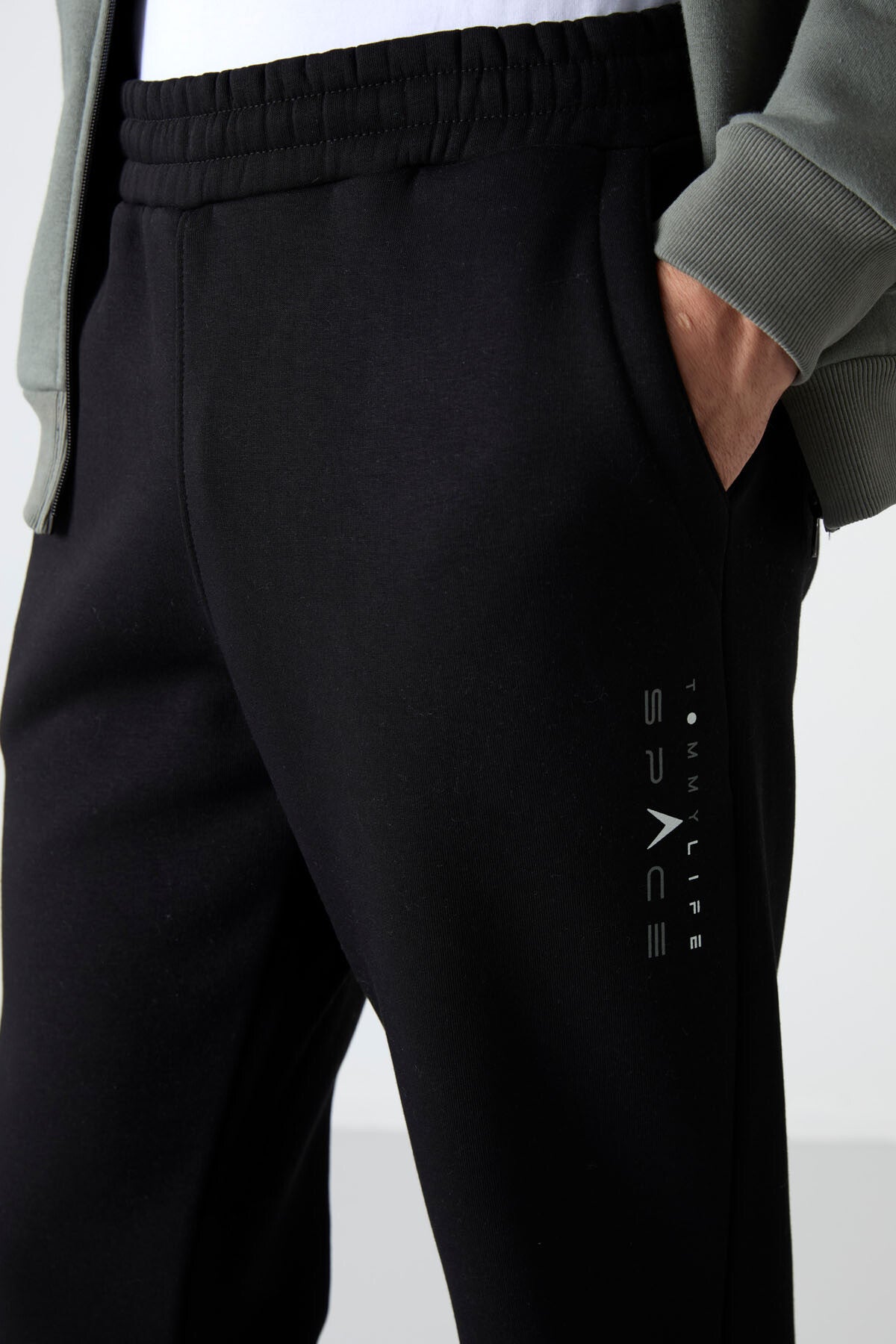 Çağla - Siyah Dik Yaka  Renk Geçişli İçi Polarlı Erkek Eşofman Takımı  - 85186