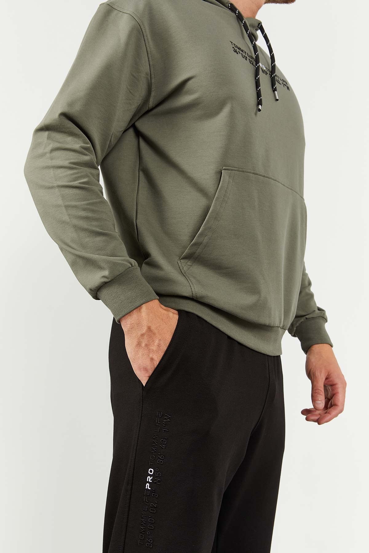 Çağla - Siyah Kapüşonlu Kanguru Cep Lastik Paça Erkek Oversize Eşofman Takımı - 85117