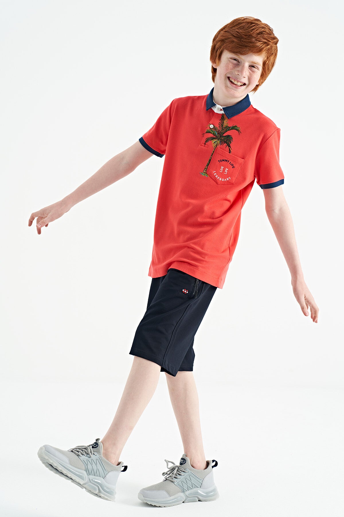 Coral Baskılı Cep Detaylı Standart Kalıp Polo Yaka Erkek Çocuk T-Shirt - 11144