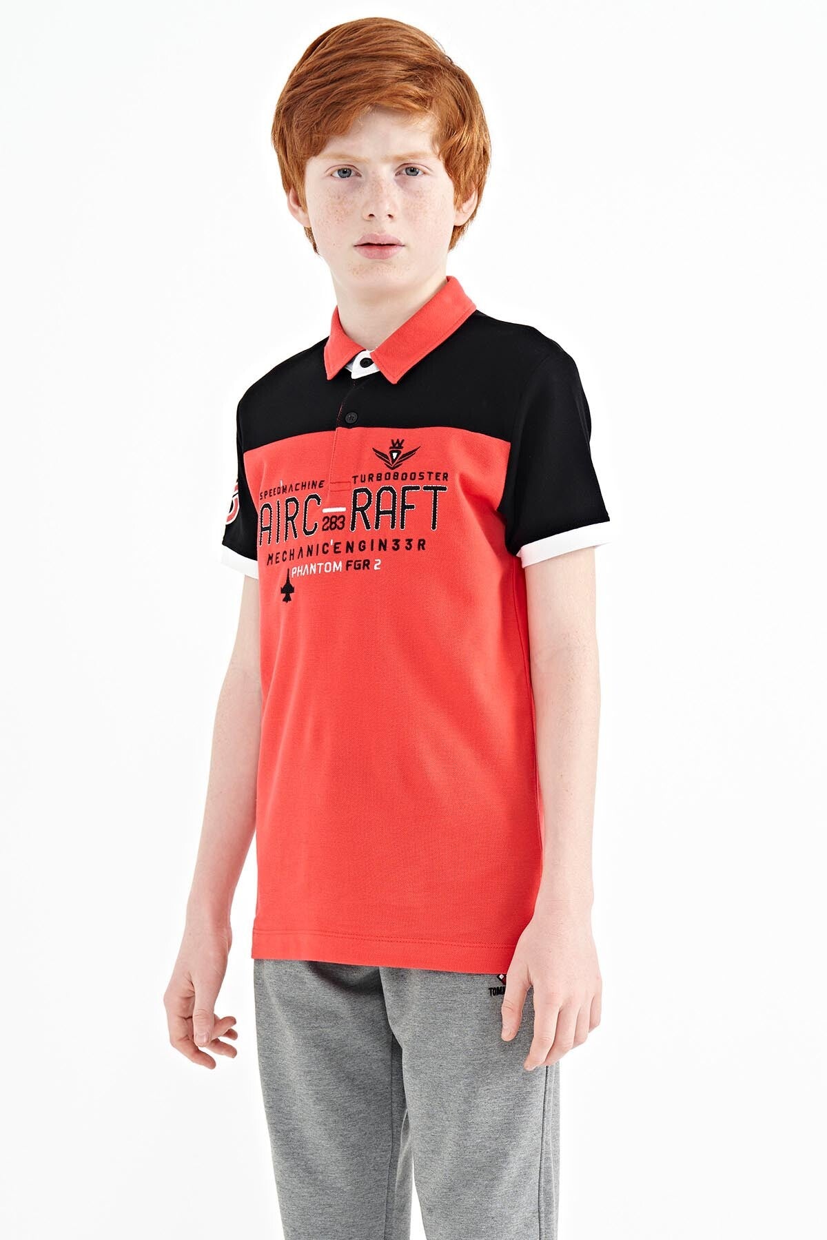Coral Renk Bloklu Yazı Nakışlı Standart Kalıp Polo Yaka Erkek Çocuk T-Shirt - 11087