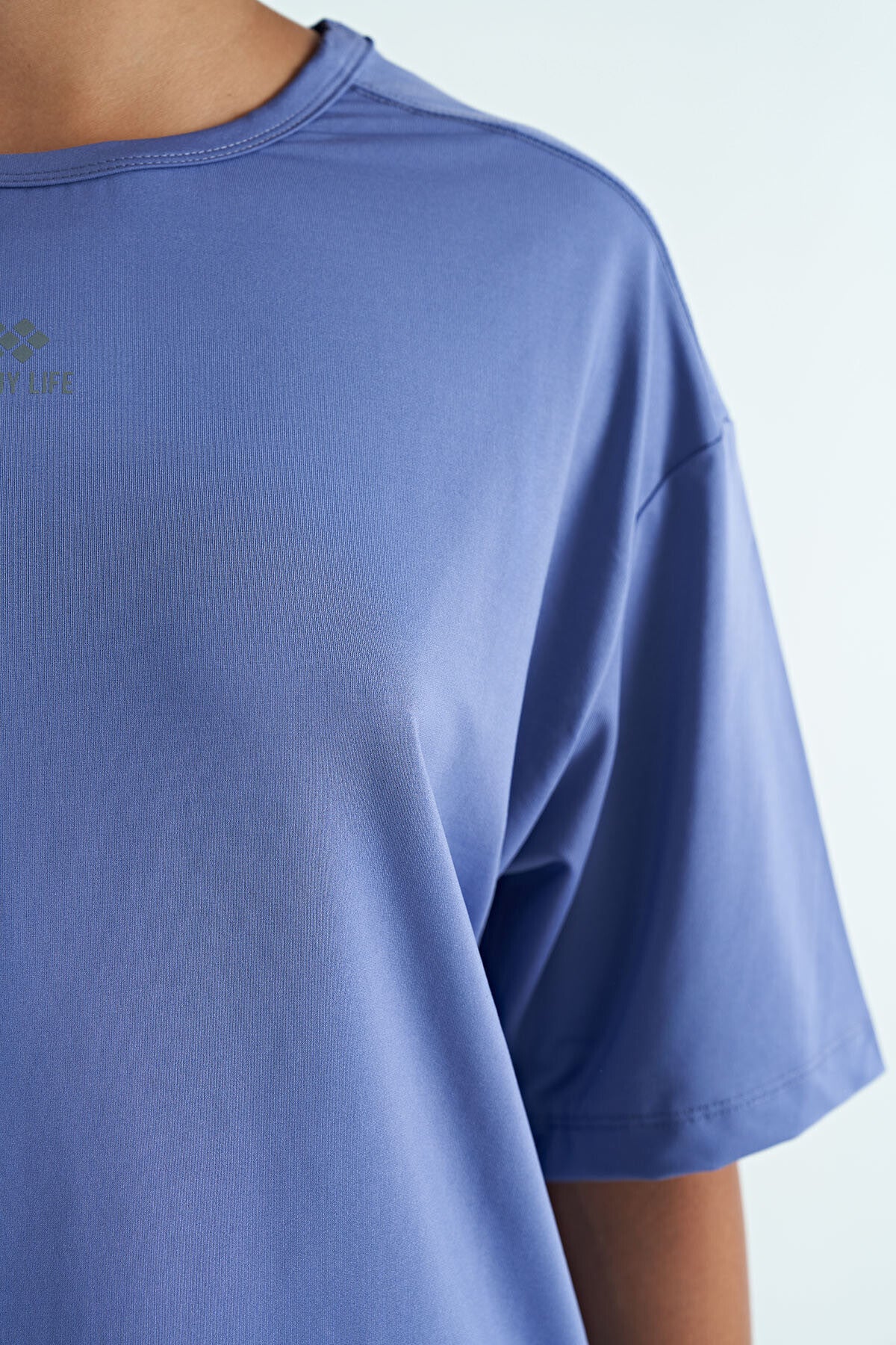 Eflatun O Yaka Baskı Detaylı Oversize Kısa Kol Kadın T-Shirt - 97263