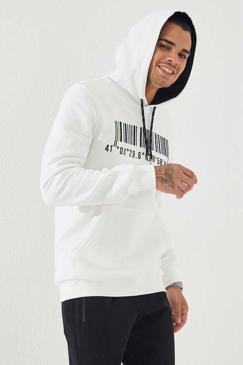 Ekru Nakışlı Kanguru Cep Standart Kalıp Kapüşonlu Erkek Sweatshirt - 87839