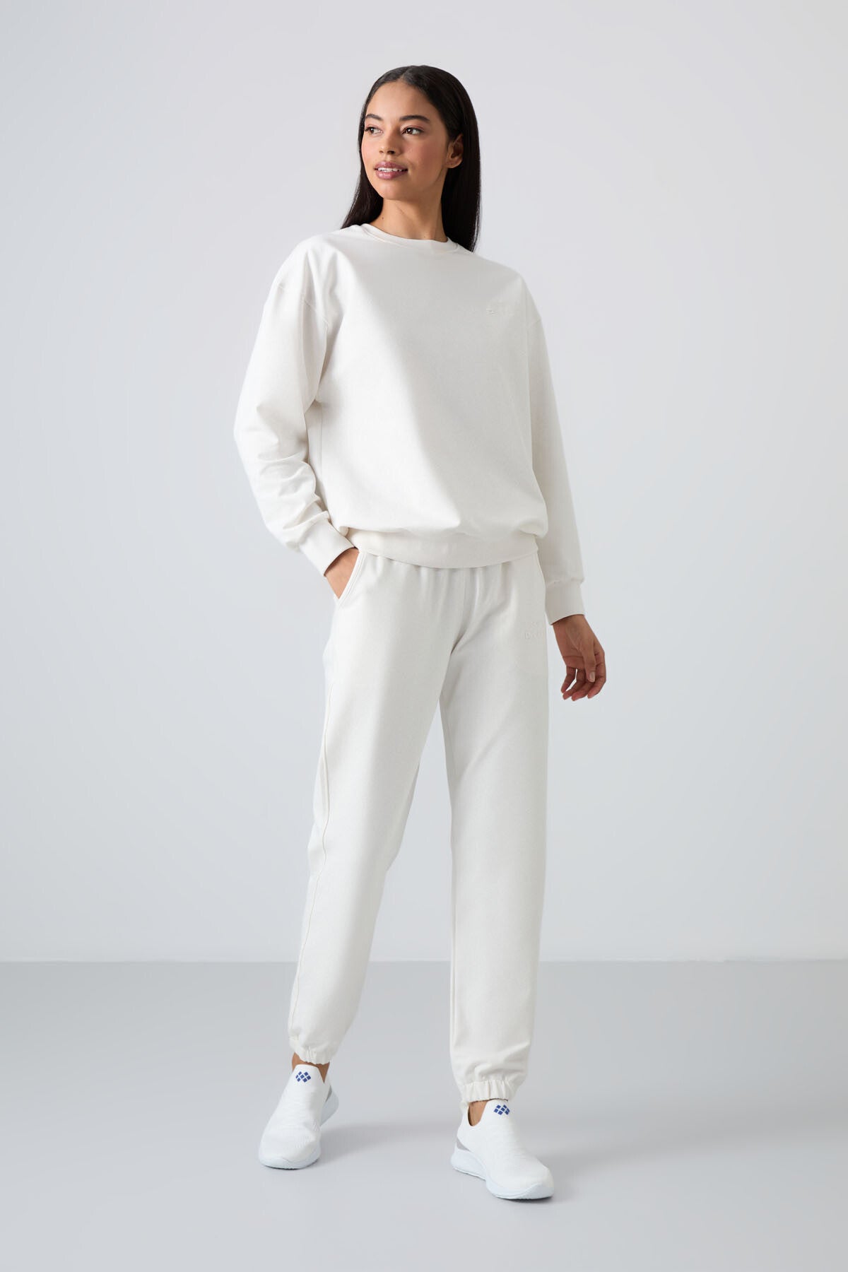 Ekru Basic Pamuklu O Yaka Oversize Lastik Paça Kadın Eşofman Takım - 95287
