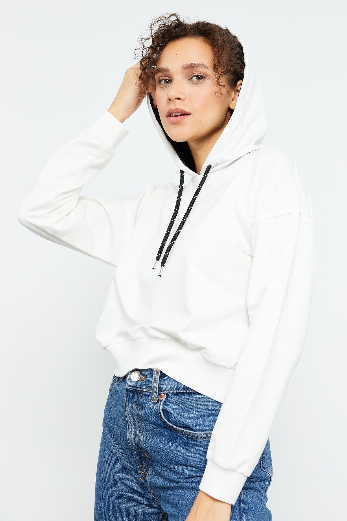 Ekru Uzun Kol Rahat Form Kapüşonlu Kadın Sweatshirt - 97115