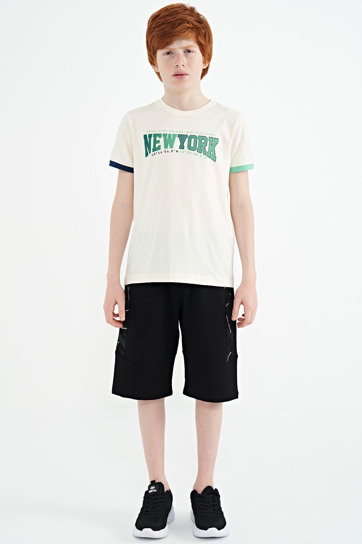 Ekru Yazı Baskılı Standart Kalıp O Yaka Erkek  Çocuk T-Shirt - 11105