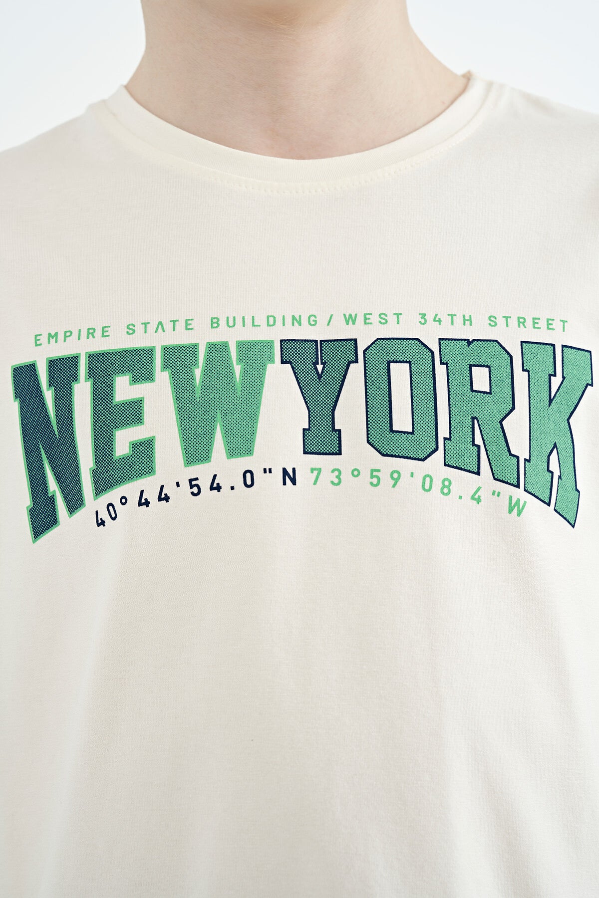 Ekru Yazı Baskılı Standart Kalıp O Yaka Erkek  Çocuk T-Shirt - 11105