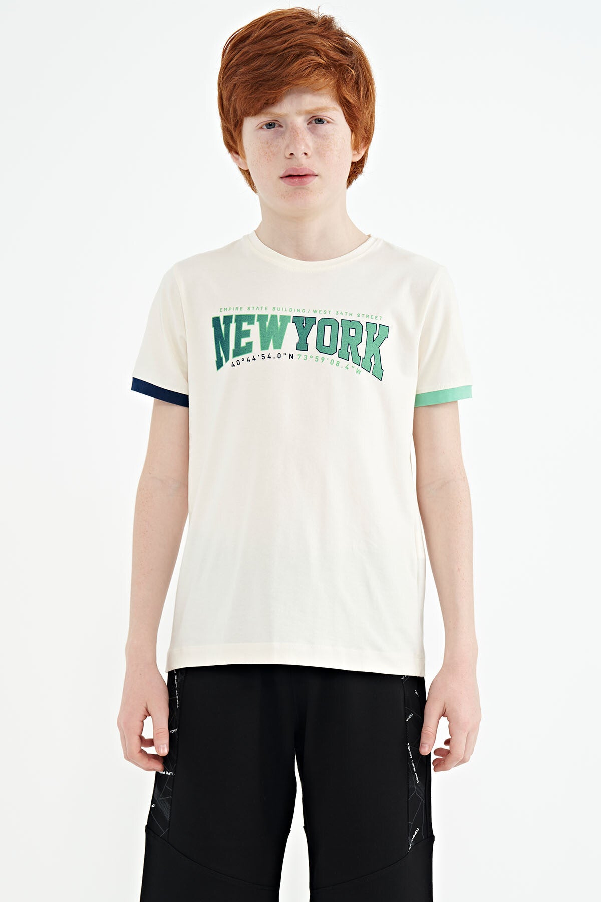 Ekru Yazı Baskılı Standart Kalıp O Yaka Erkek  Çocuk T-Shirt - 11105
