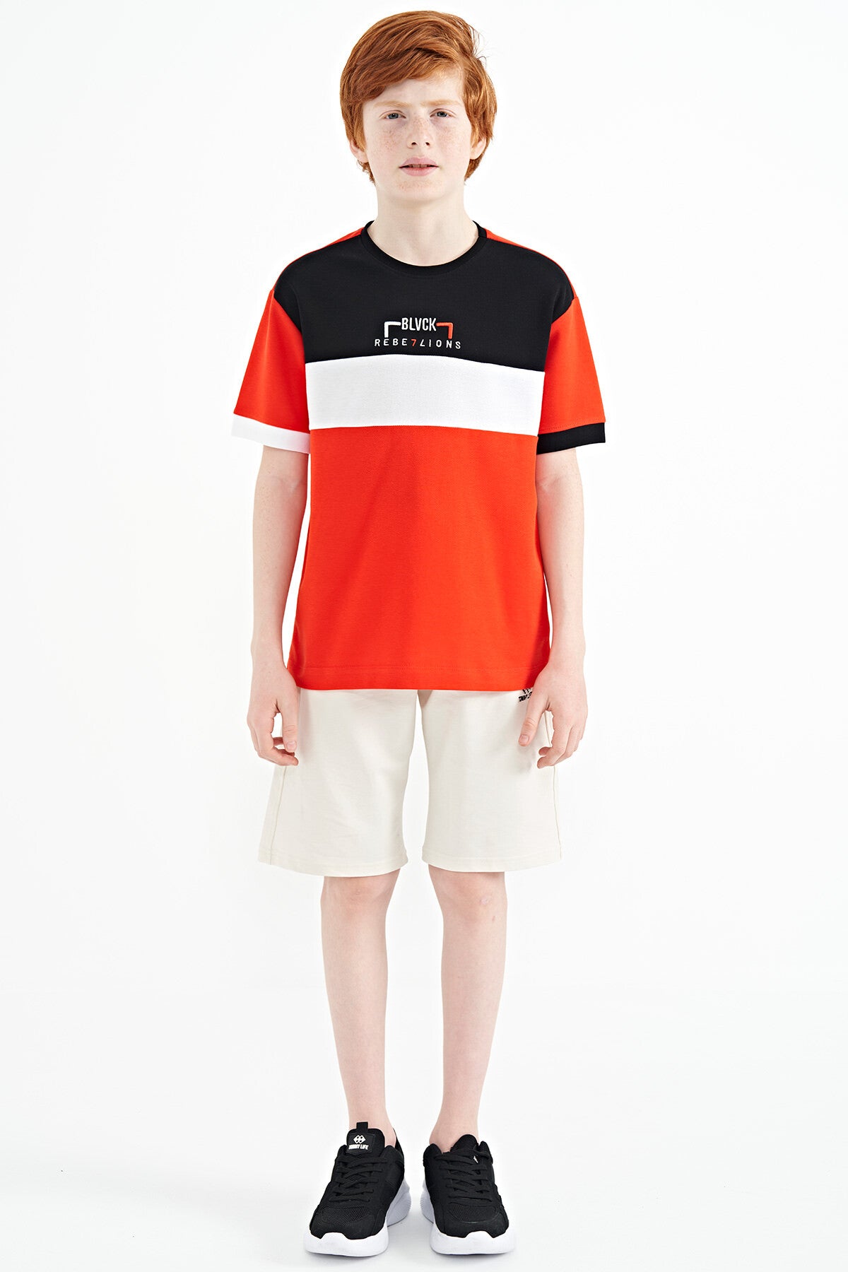 Fiesta Renk Geçişli Nakışlı Oversize Erkek Çocuk T-Shirt - 11159