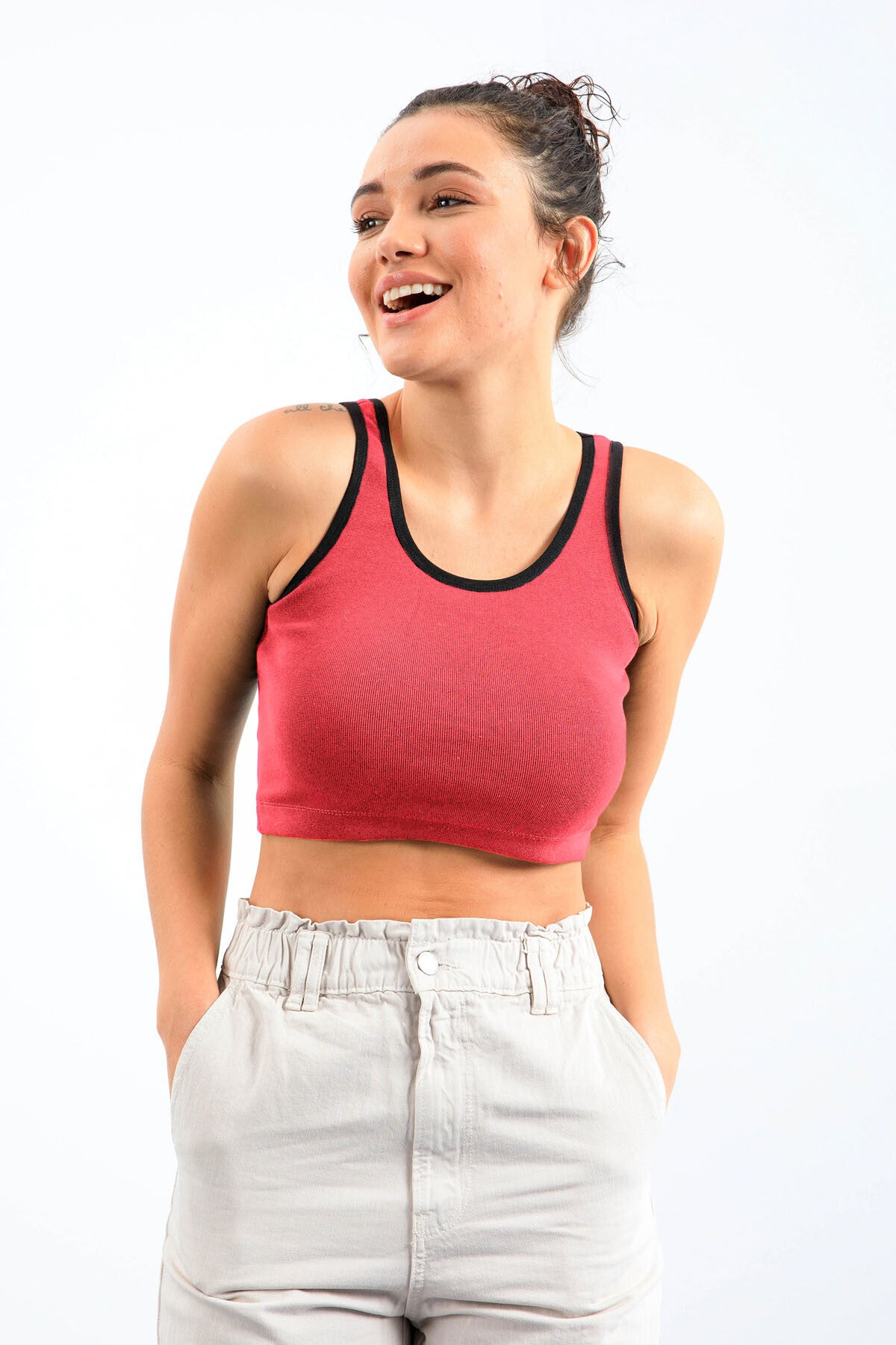 Fuşya Basic Sıfır Kol Dar Kalıp U Yaka Kadın Crop Top Atlet - 97162