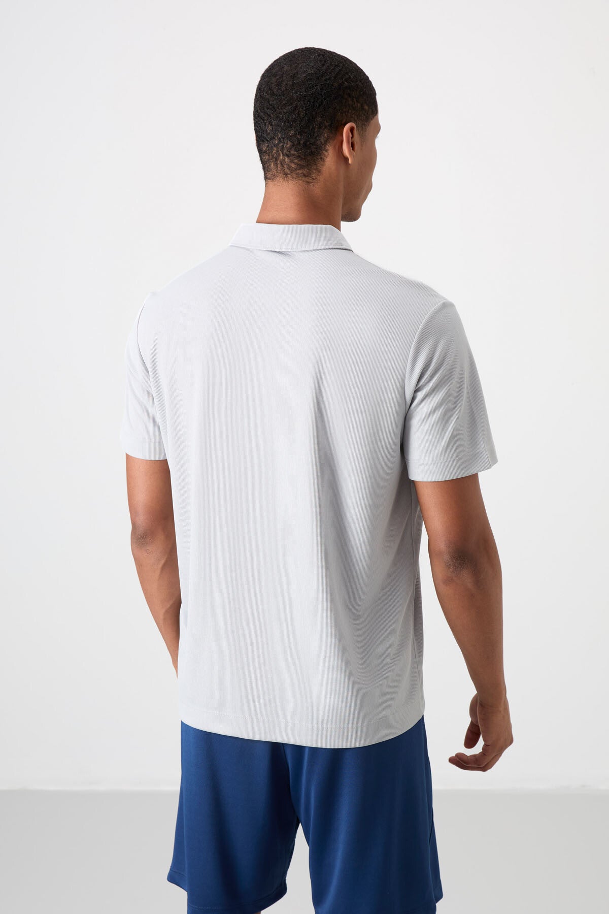 Gri Logo Baskılı Standart Kalıp Polo Yaka Aktif Spor Erkek T-Shirt - 88252