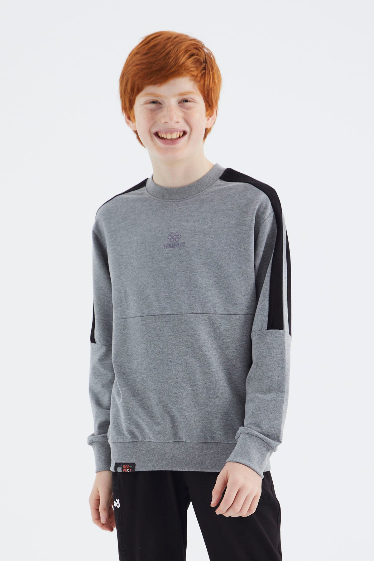 Gri Melanj Basic O Yaka Erkek Çocuk Sweatshirt - 11182