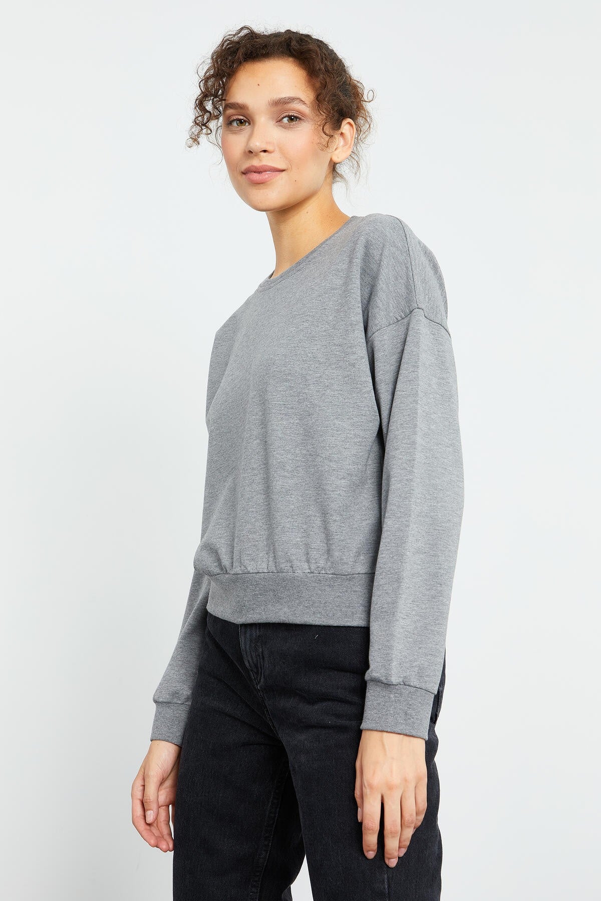 Gri Melanj Basic Rahat Form O Yaka Kadın Sweatshirt - 97114