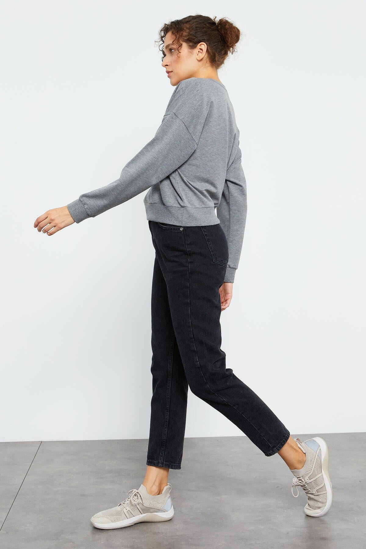 Gri Melanj Basic Rahat Form O Yaka Kadın Sweatshirt - 97114