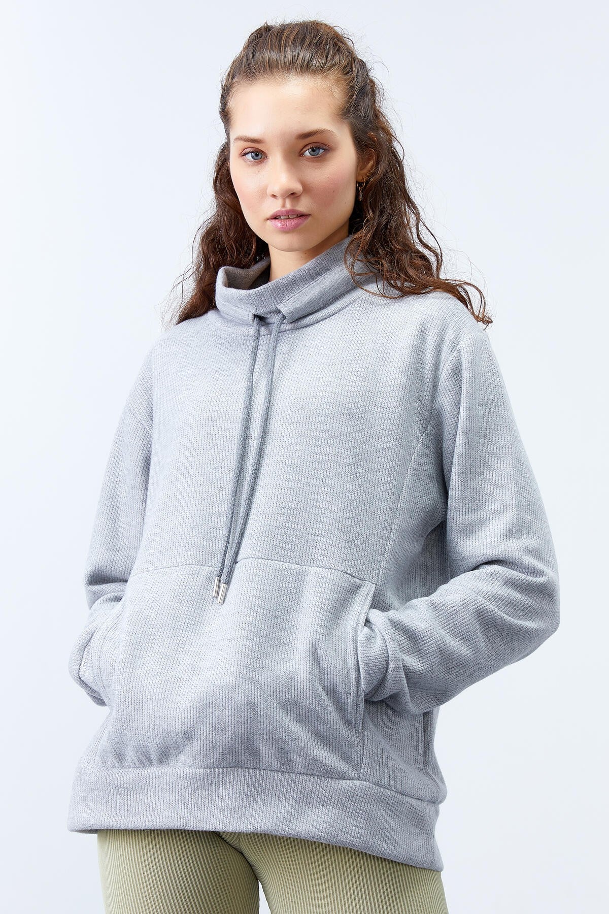 Gri Melanj Dik Yaka Bağcıklı Selanik Triko Kadın Oversize Sweatshirt - 97195