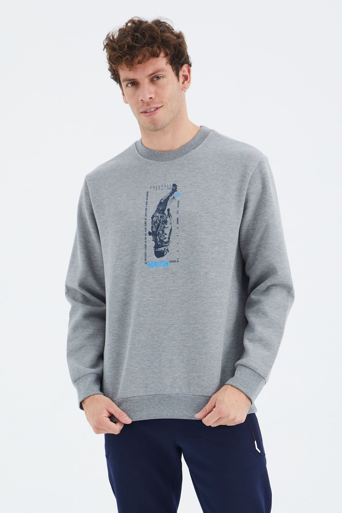 Gri Melanj O Yaka Baskı Detaylı Rahat Kalıp Erkek Sweatshirt - 88283