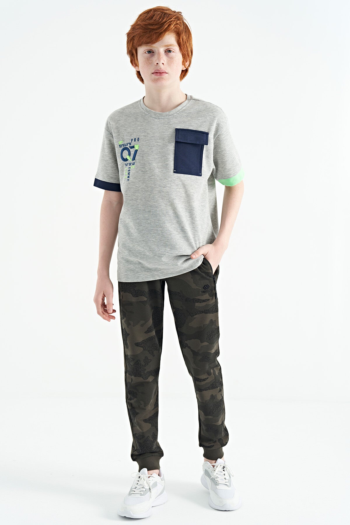 Gri Melanj O Yaka Oversize Cep Detaylı Erkek Çocuk T-Shirt - 11152