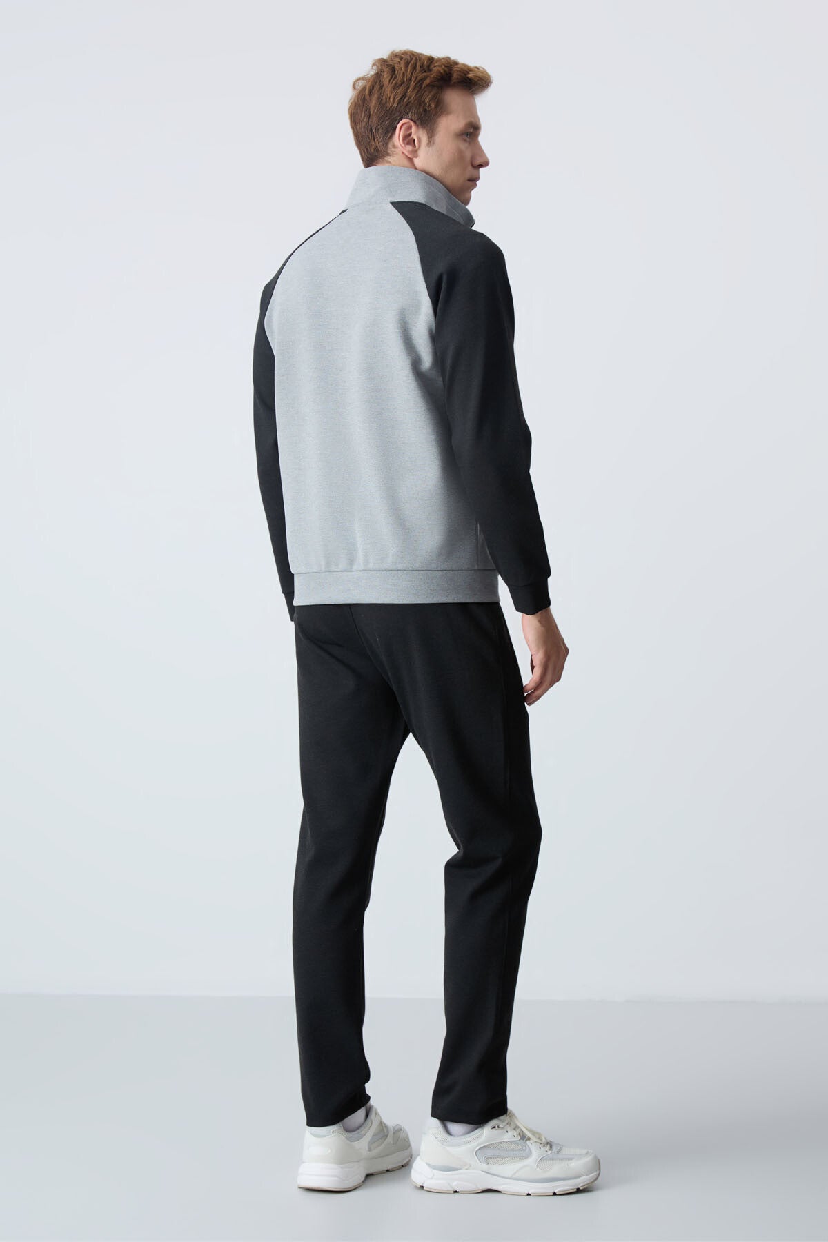 Gri Melanj - Siyah  Dik Yaka Çift Renk Rahat Form Klasik Paça Erkek Eşofman Takımı - 85113