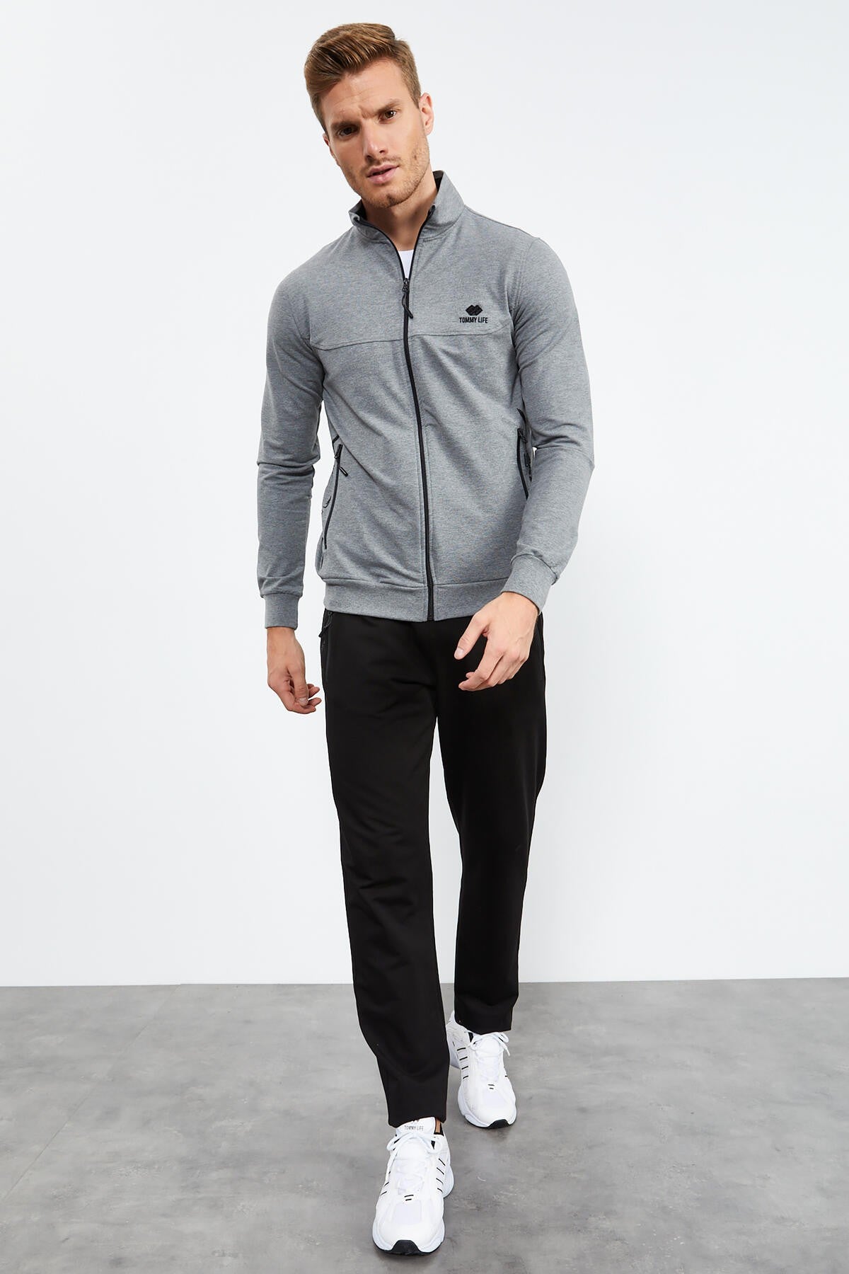 Gri Melanj - Siyah Dik Yaka Fermuarlı Standart Kalıp Klasik Paça Erkek Eşofman Takımı - 85152