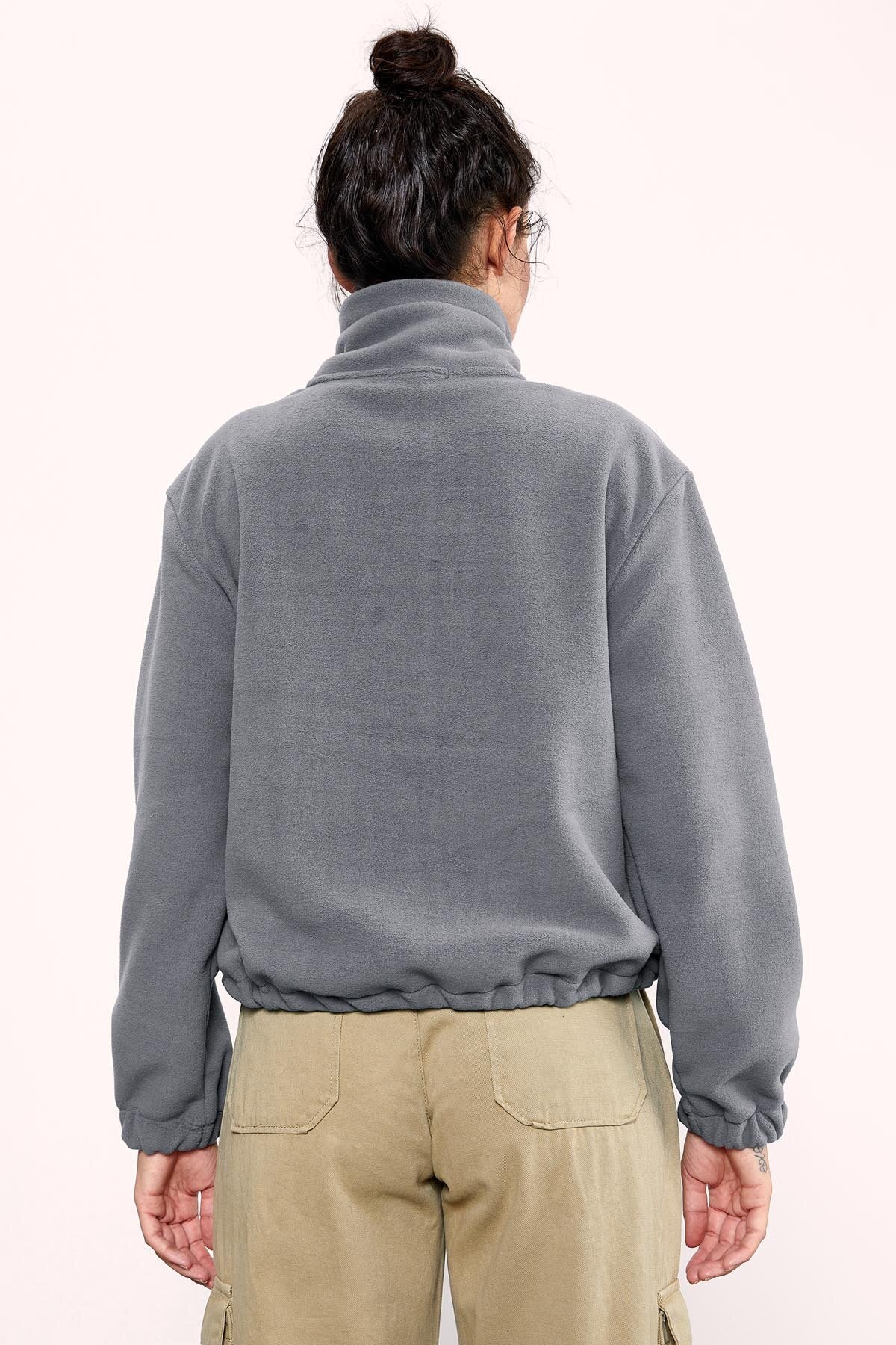 Gri Melanj Yarım Fermuar Etek Ucu Büzgülü Kadın Polar Oversize Sweatshirt - 97171
