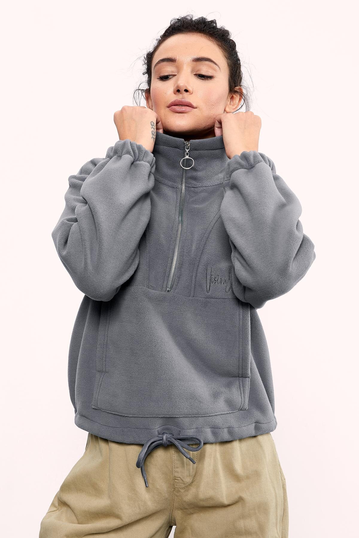 Gri Melanj Yarım Fermuar Etek Ucu Büzgülü Kadın Polar Oversize Sweatshirt - 97171