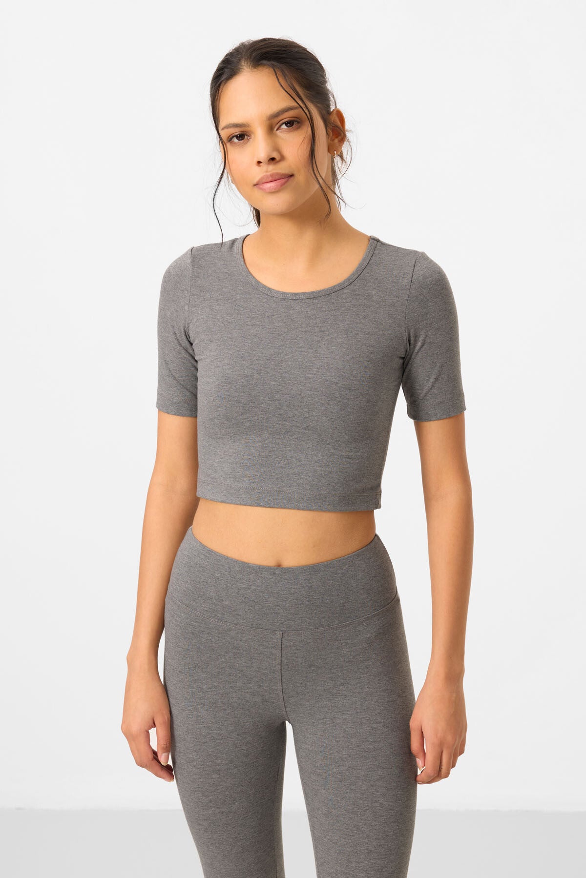 Gri Melanj Yüksek Bel Kapri-Crop T-Shirt Slim Fit Kadın Tayt Takım - 95285