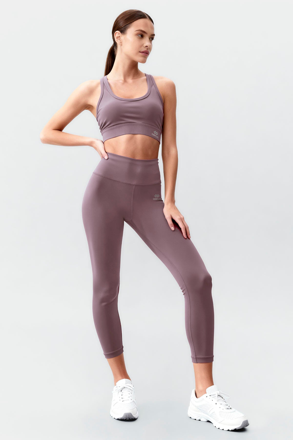 Gül Kurusu Yüksek Bel Toparlayıcı Çapraz Sırt Detaylı Slim Fit Kadın Tayt Takım - 95283