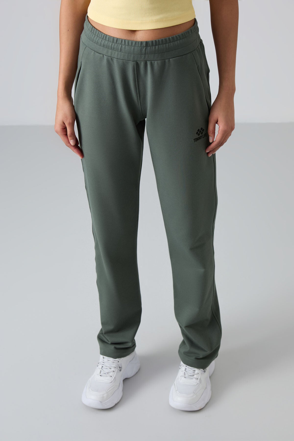 Haki Gizli Fermuar Cepli Rahat Form Klasik Paça Kadın Eşofman Alt - 94148