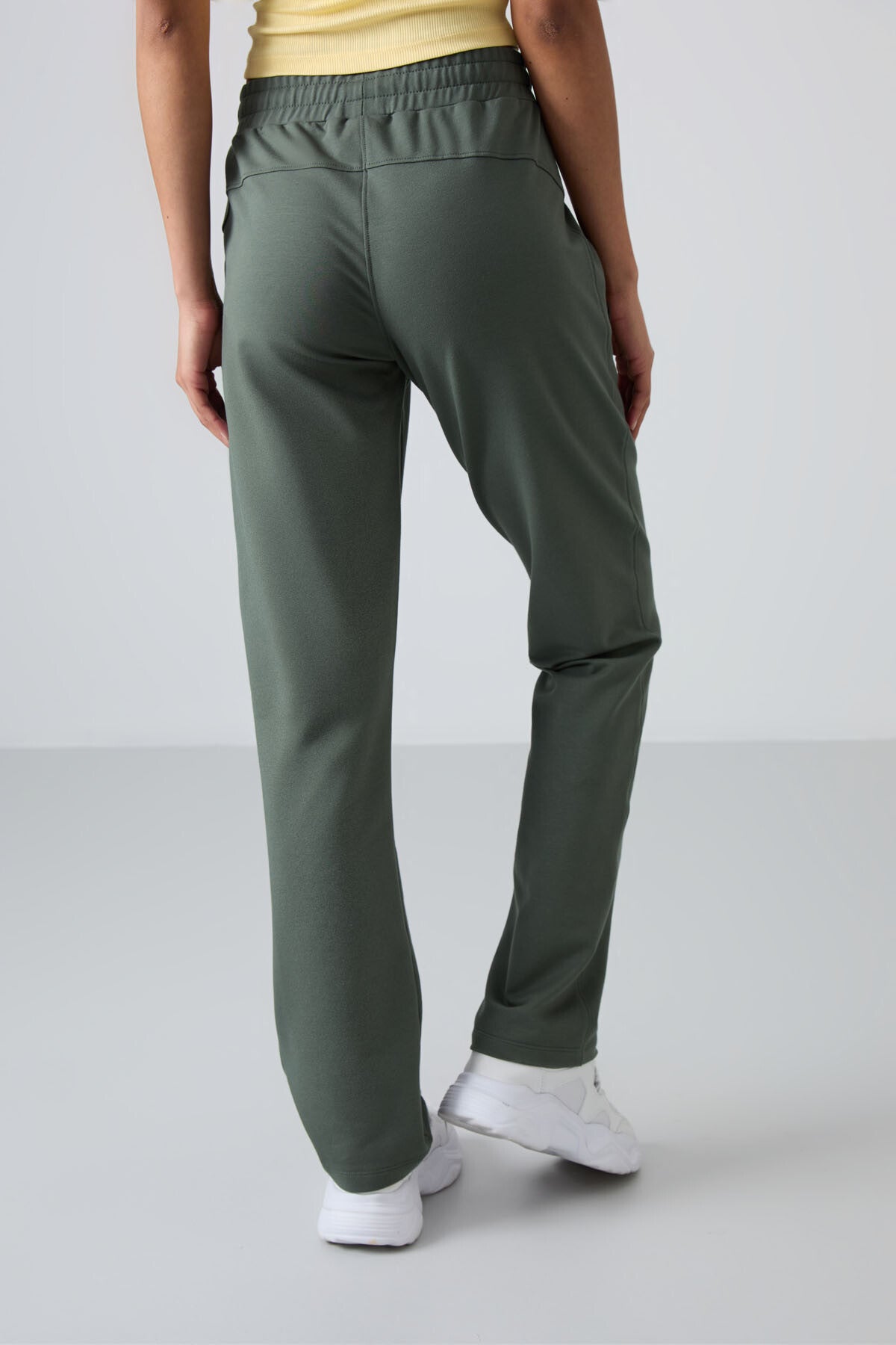 Haki Gizli Fermuar Cepli Rahat Form Klasik Paça Kadın Eşofman Alt - 94148